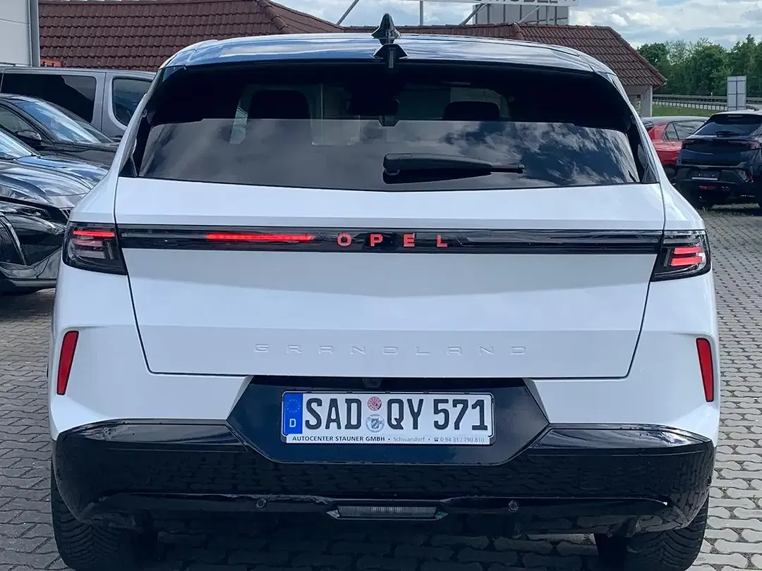 Opel Grandland X - Thumbnail 5