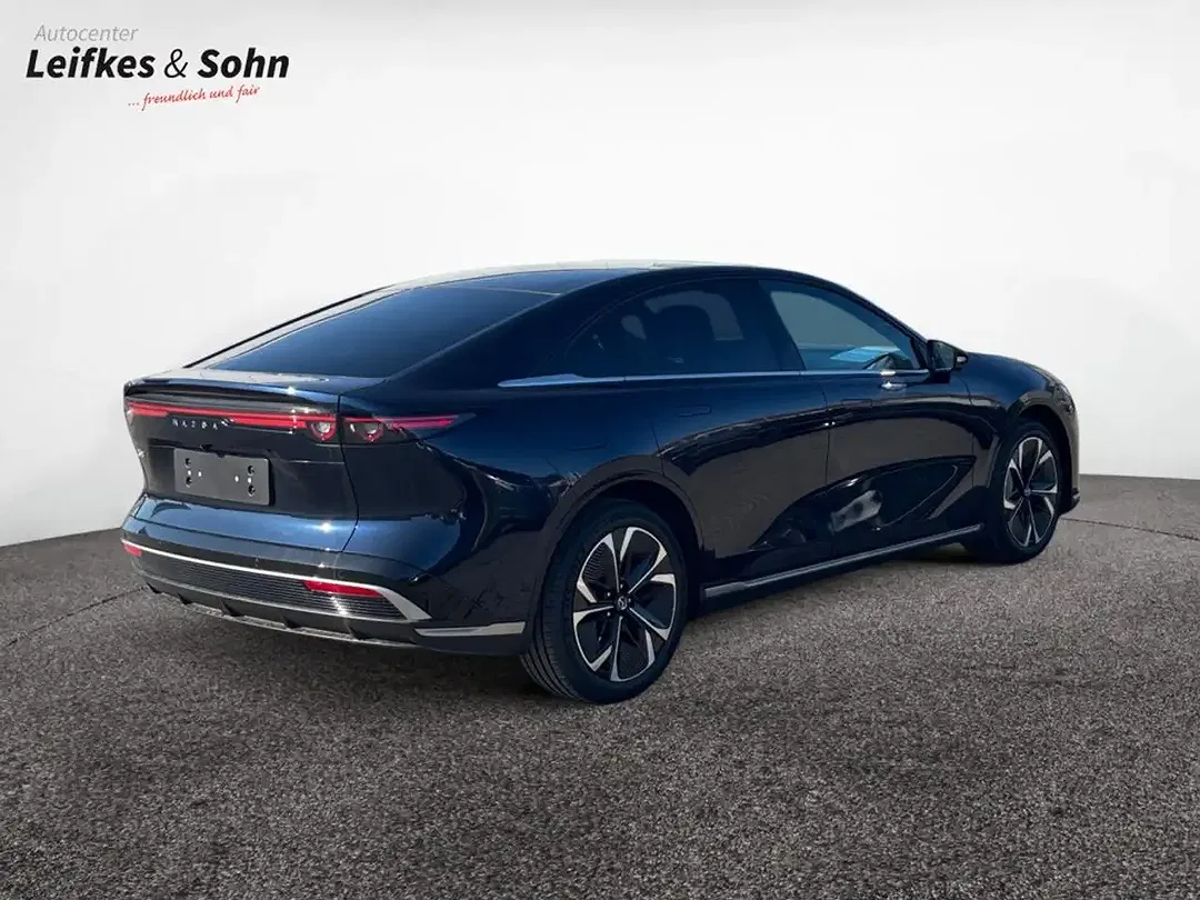 Mazda 6e - Thumbnail 3