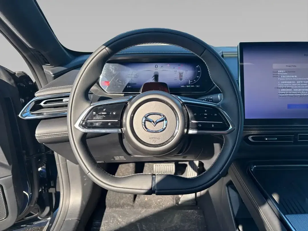 Mazda 6e - Thumbnail 8