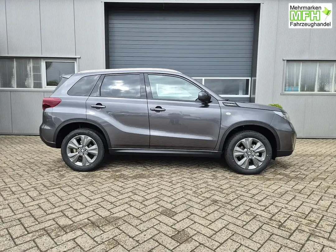 Suzuki Vitara - Thumbnail 6
