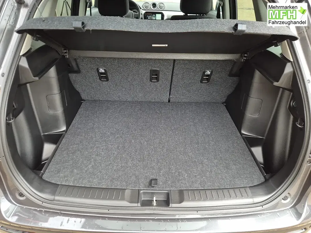 Suzuki Vitara - Thumbnail 9