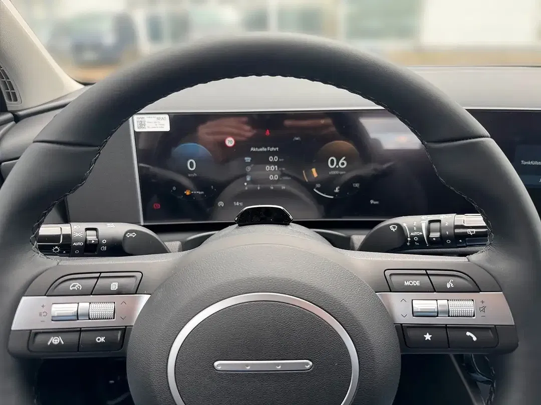 Hyundai TUCSON - Thumbnail 8