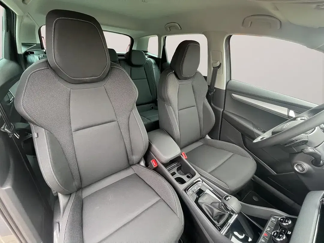 Skoda Karoq - Thumbnail 9