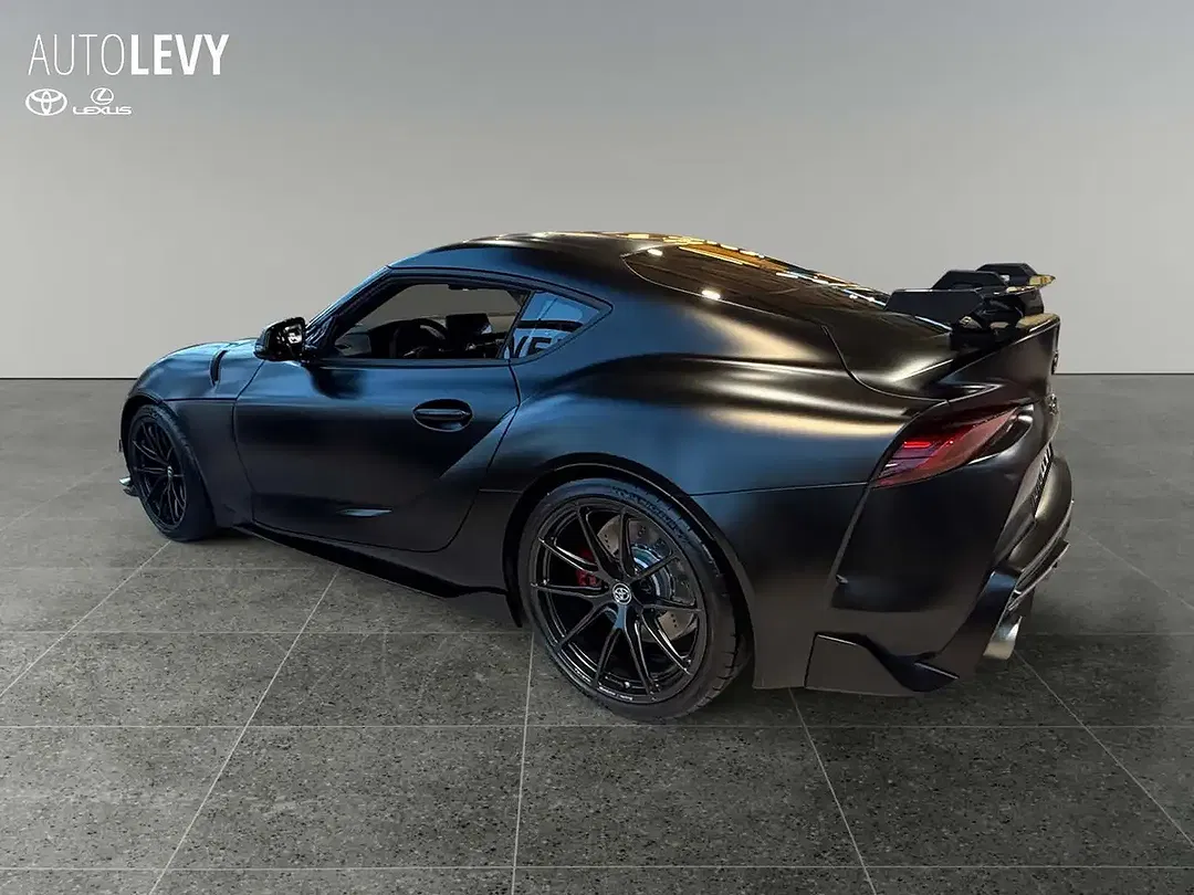 Toyota Supra - Thumbnail 3