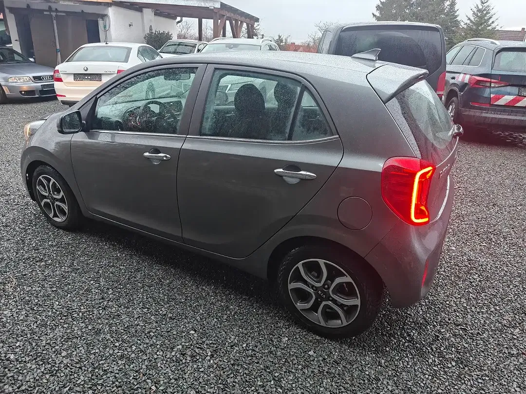 Kia Picanto - Thumbnail 3
