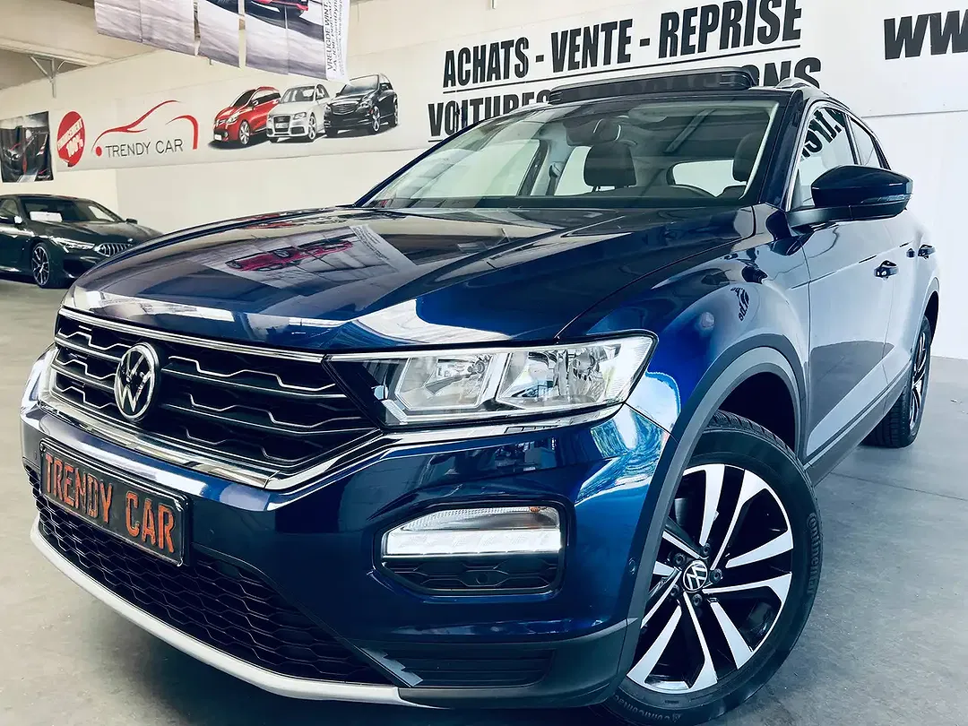 Volkswagen T-Roc - Thumbnail 1