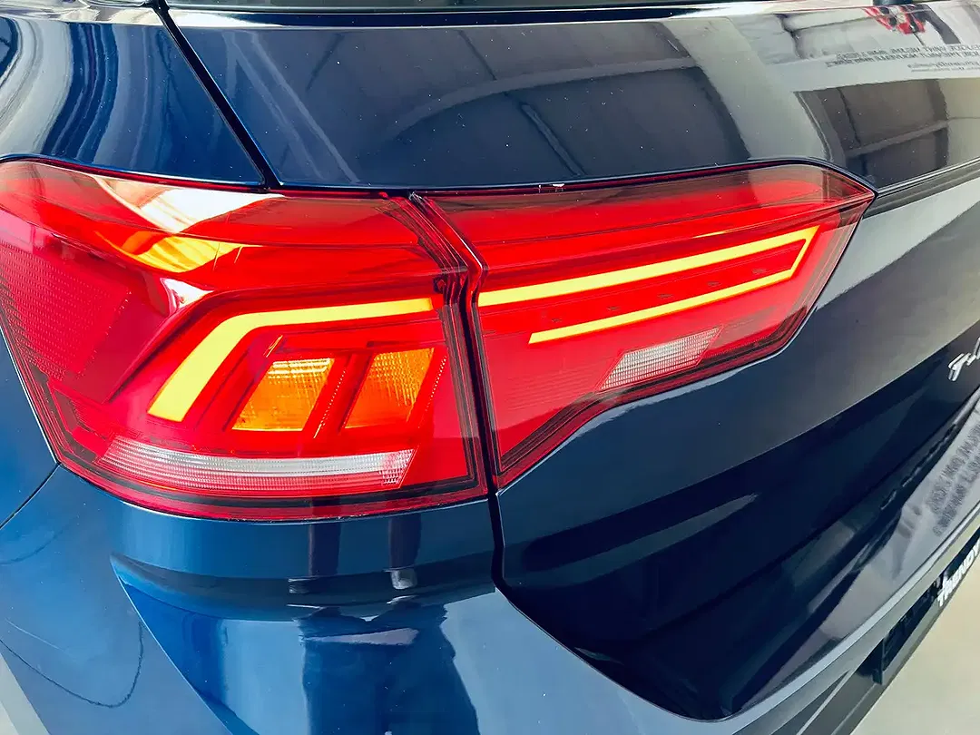 Volkswagen T-Roc - Thumbnail 10