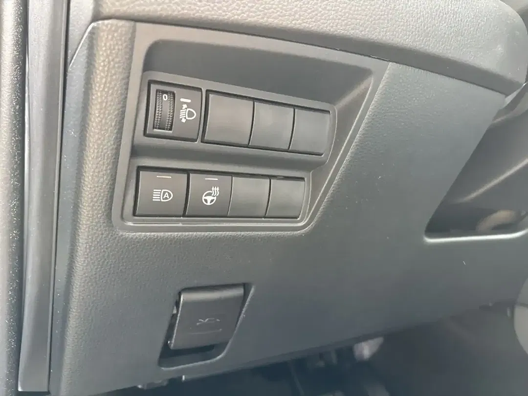 Toyota Yaris - Thumbnail 10