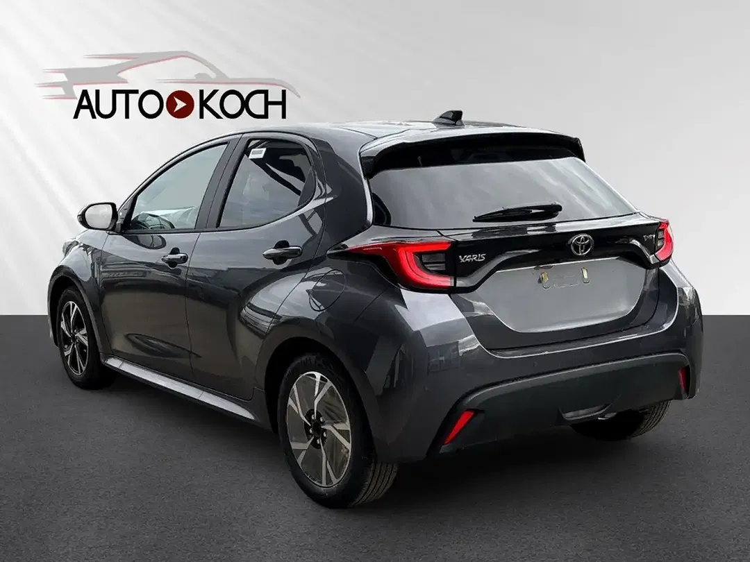 Toyota Yaris - Thumbnail 4