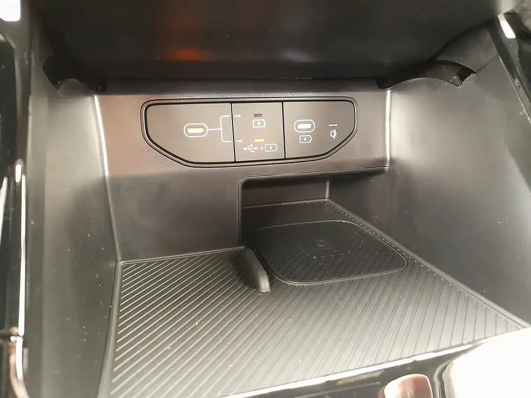 Kia Sorento - Thumbnail 13