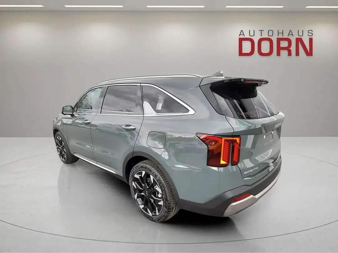 Kia Sorento - Thumbnail 2