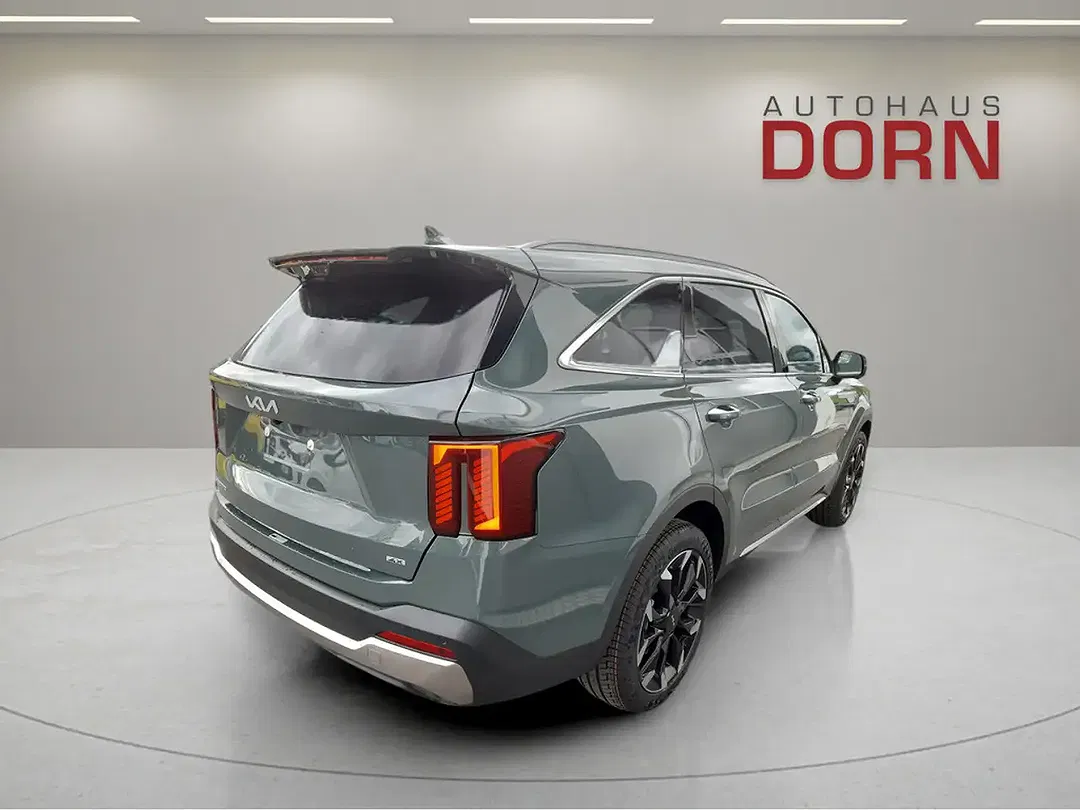 Kia Sorento - Thumbnail 3