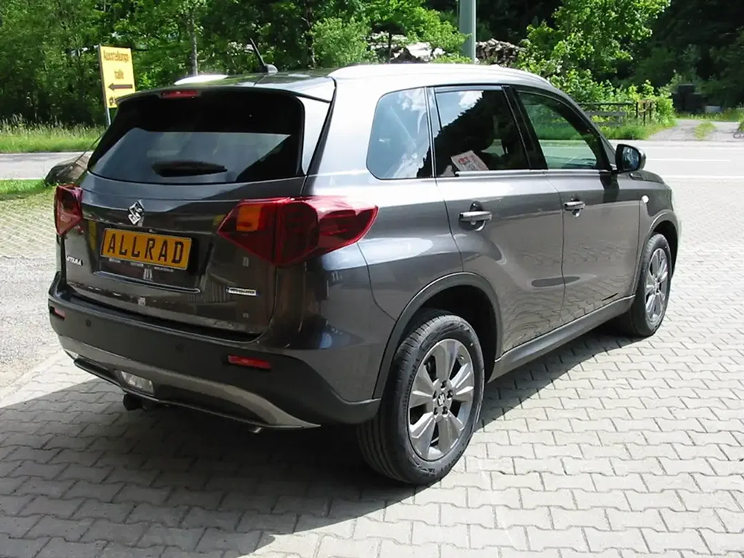 Suzuki Vitara - Thumbnail 19