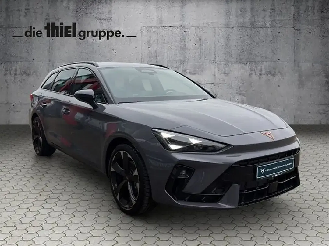 CUPRA Leon - Thumbnail 2