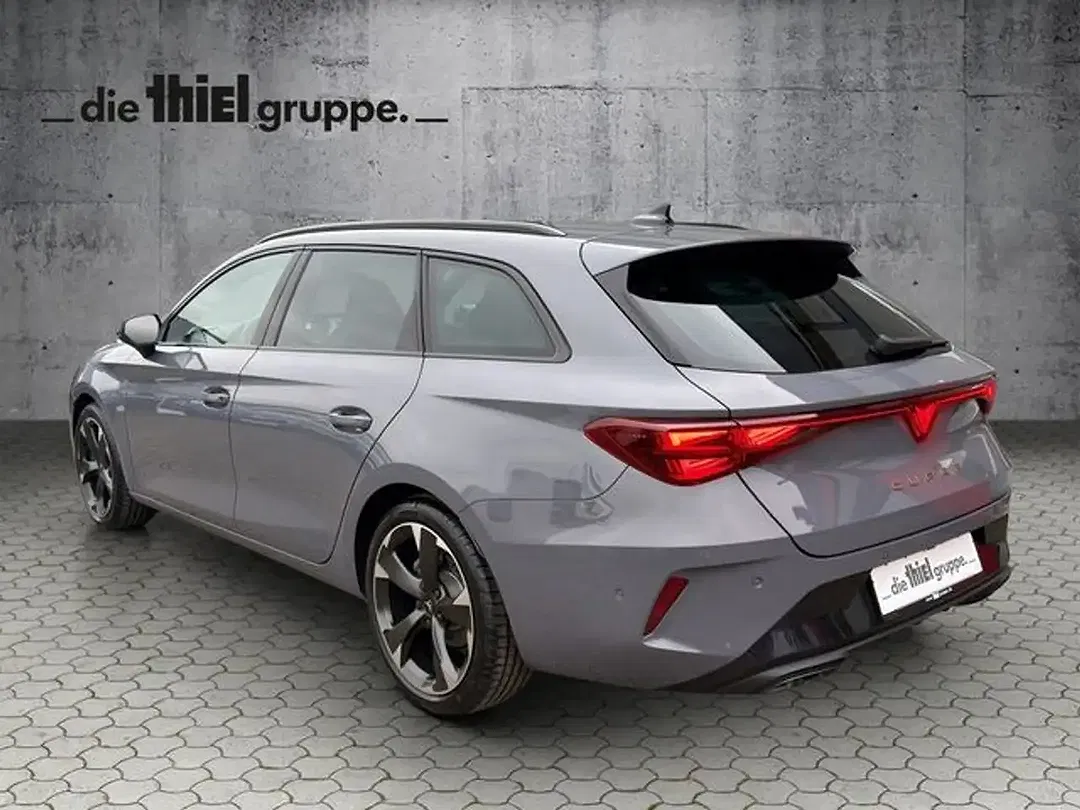 CUPRA Leon - Thumbnail 5