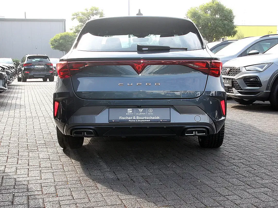 CUPRA Leon - Thumbnail 8