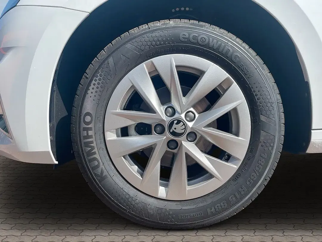 Skoda Fabia - Thumbnail 6