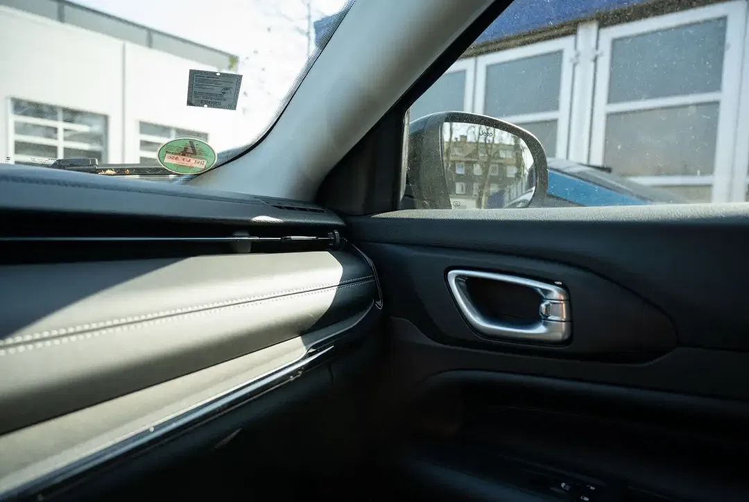 Jeep Compass - Thumbnail 12