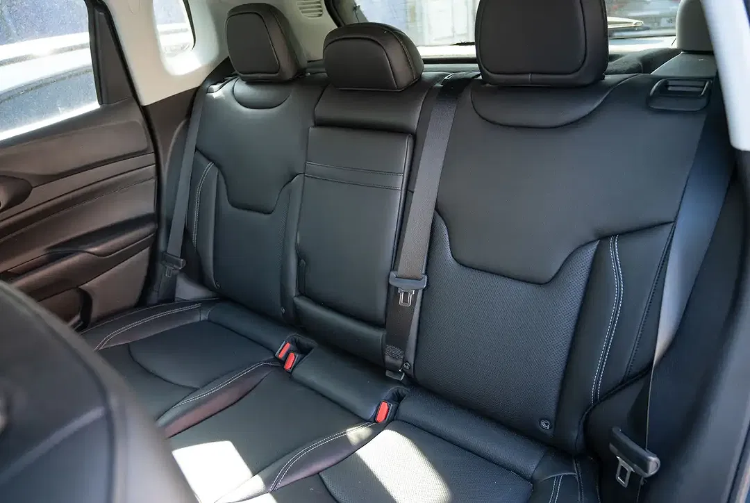Jeep Compass - Thumbnail 8