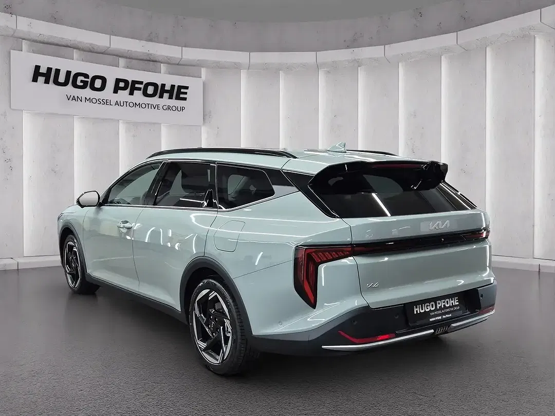 Kia K4 - Thumbnail 3