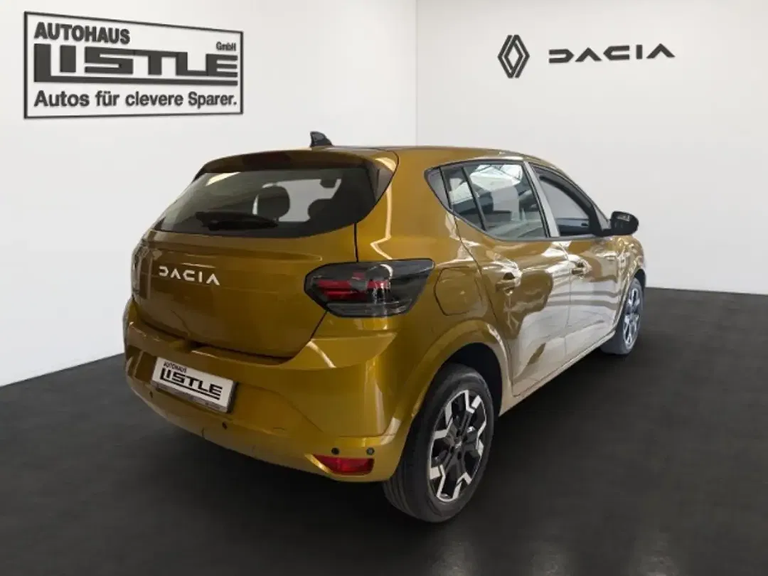Dacia Sandero - Thumbnail 3