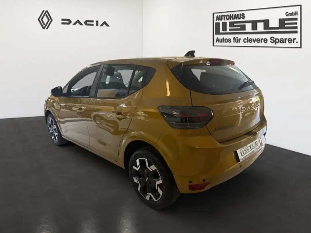 Dacia Sandero - Thumbnail 4