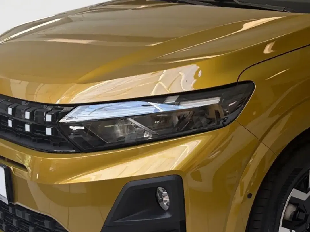 Dacia Sandero - Thumbnail 5