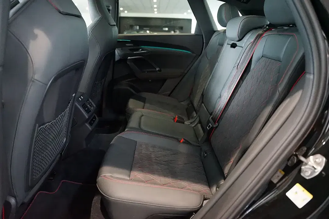 Audi SQ5 - Thumbnail 11
