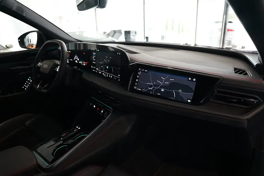 Audi SQ5 - Thumbnail 14