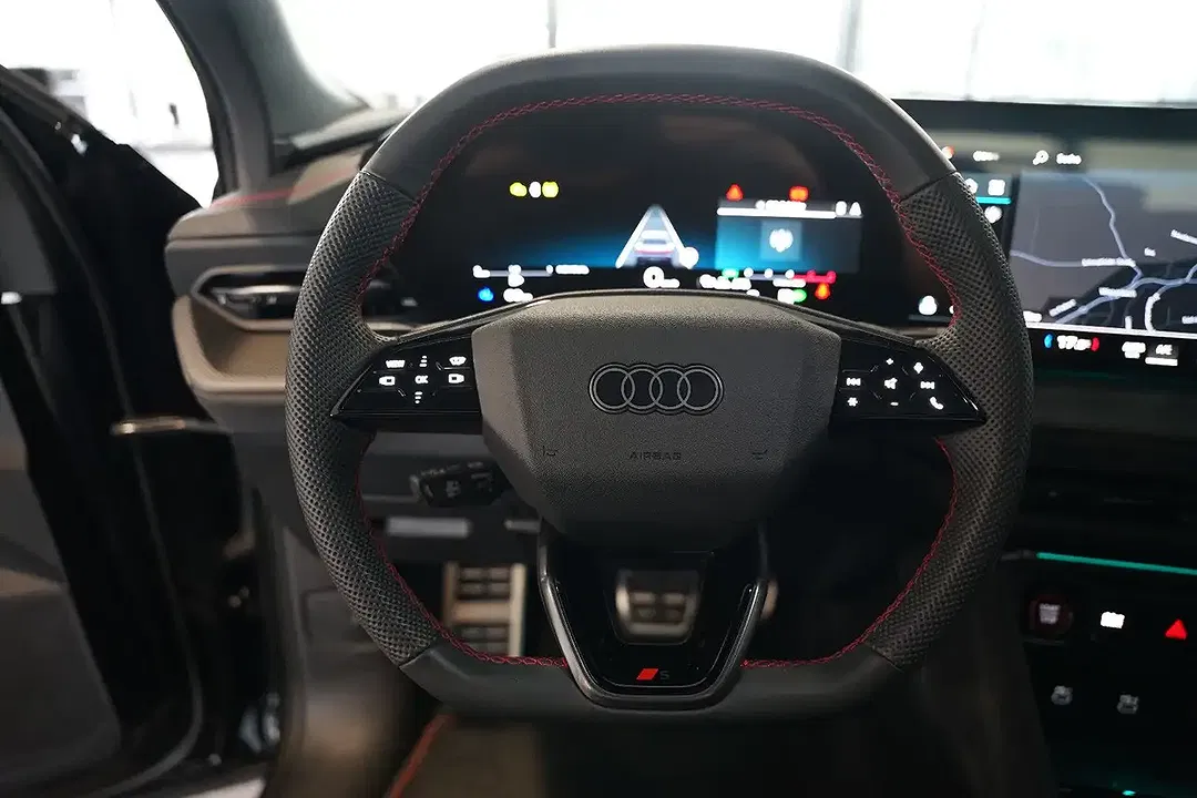 Audi SQ5 - Thumbnail 15