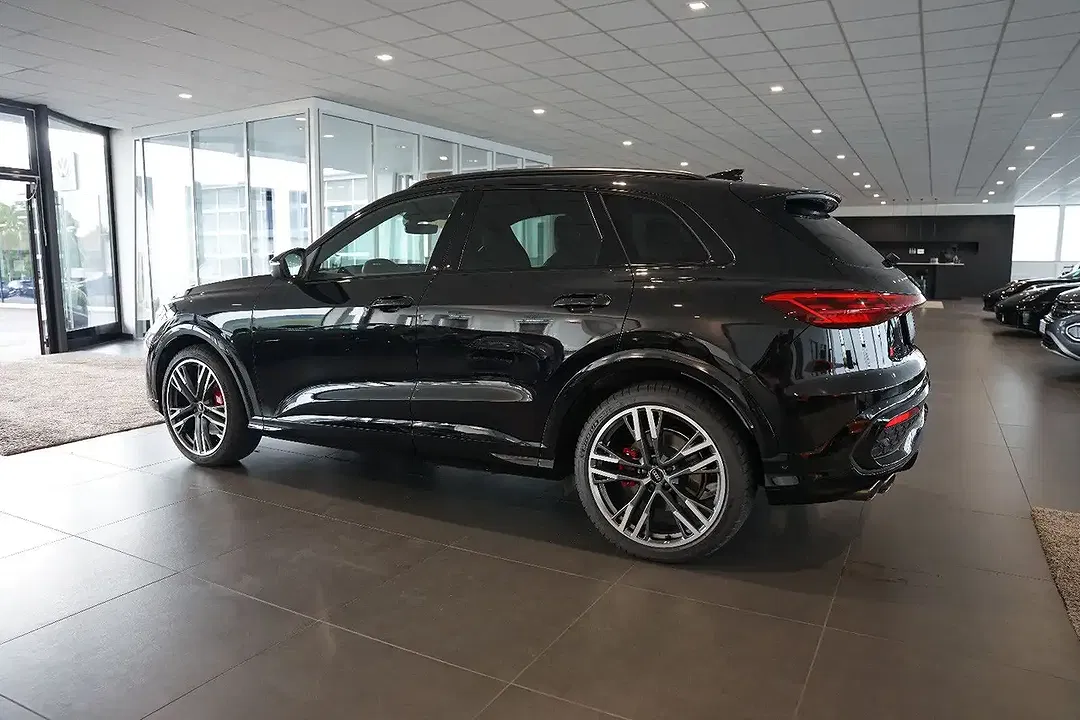 Audi SQ5 - Thumbnail 2