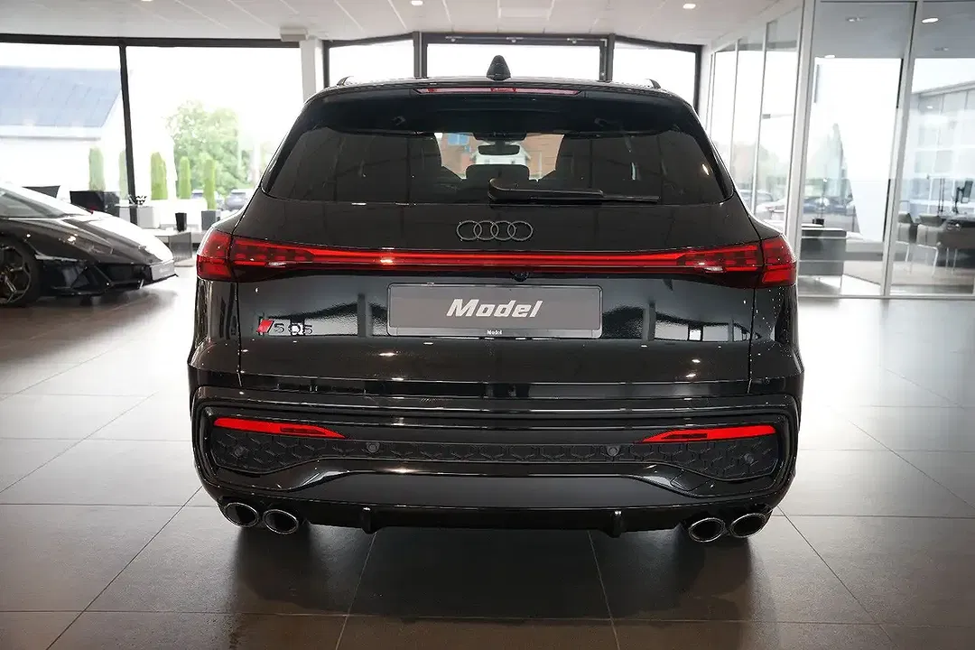 Audi SQ5 - Thumbnail 4