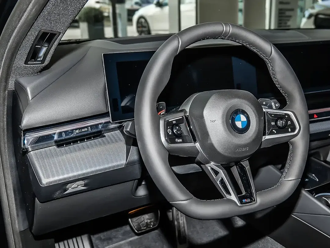 BMW 520 - Thumbnail 14