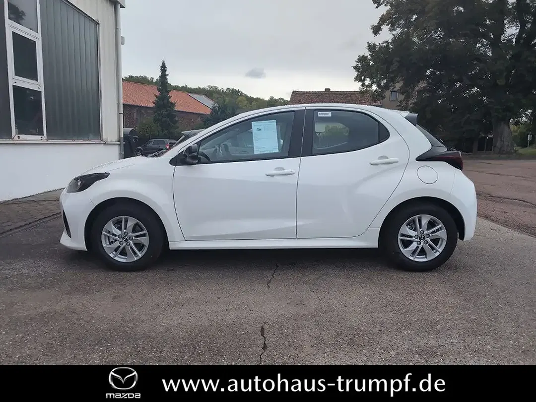 Mazda 2 - Thumbnail 5