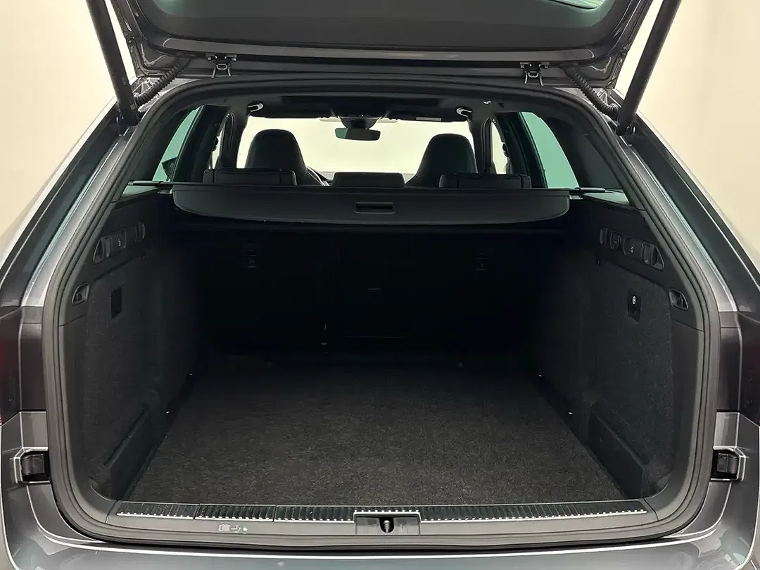 Skoda Superb - Thumbnail 12
