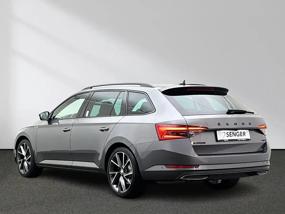 Skoda Superb - Thumbnail 2