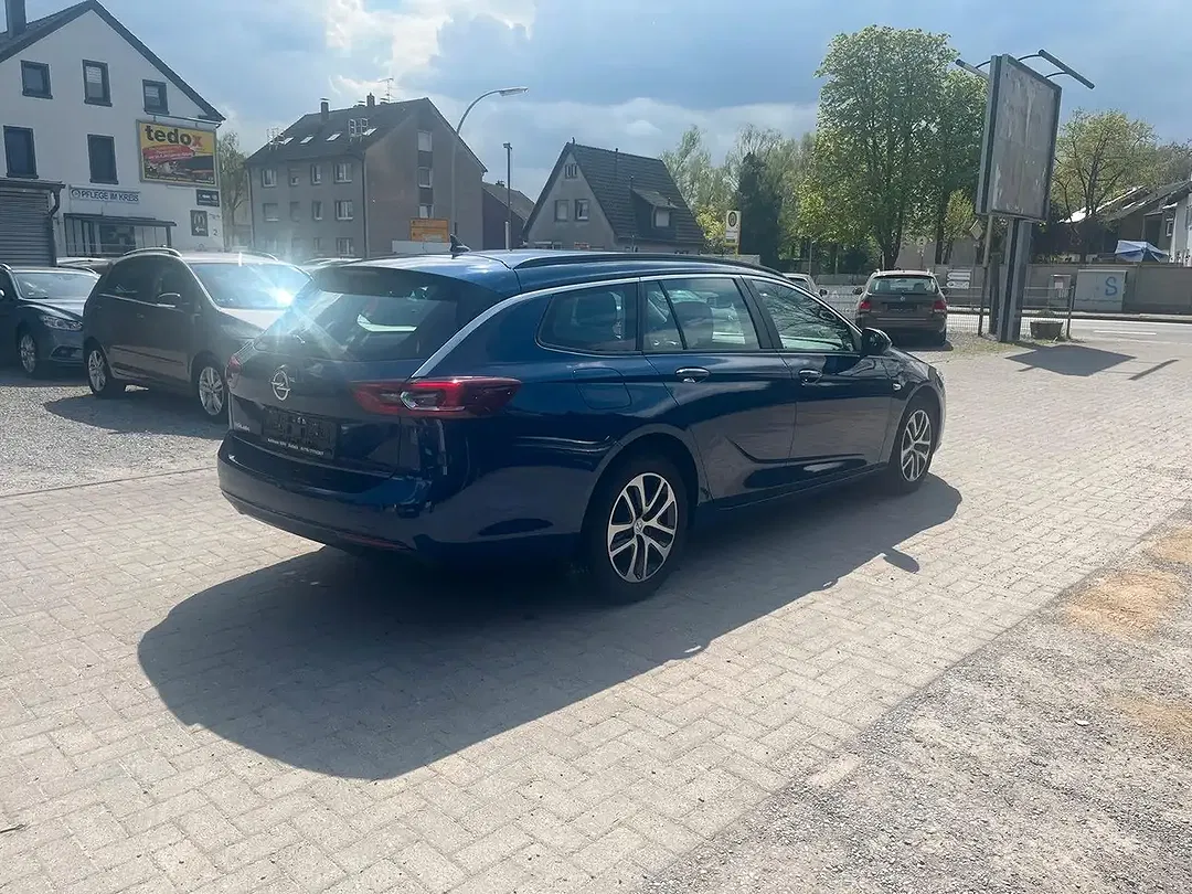 Opel Insignia - Thumbnail 4
