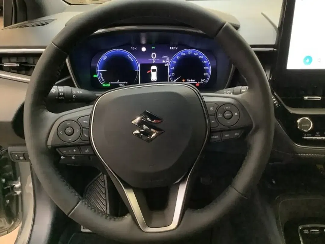 Suzuki Swace - Thumbnail 14