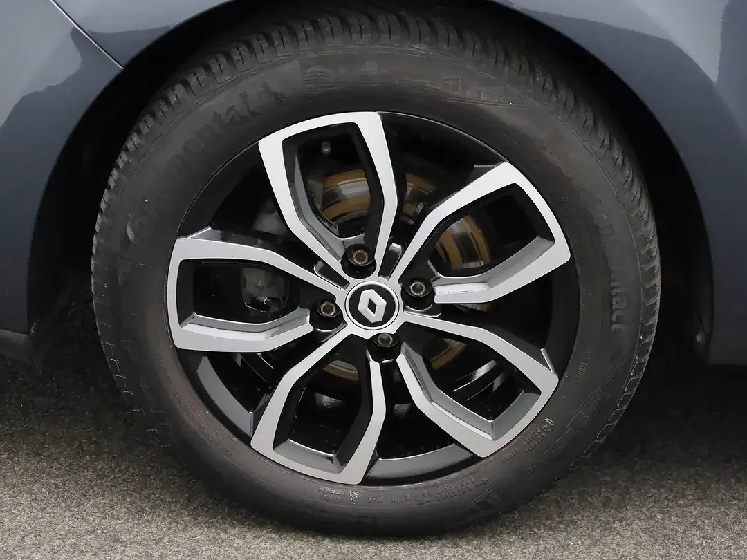 Renault Clio - Thumbnail 12