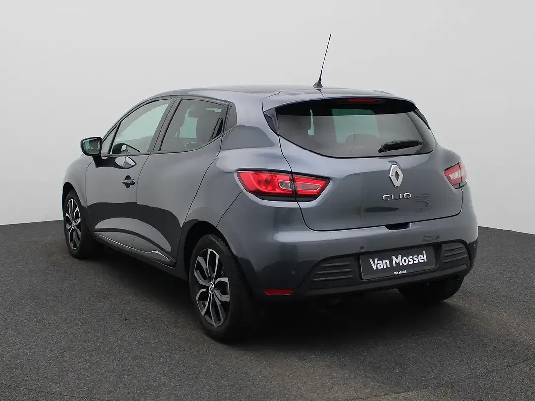 Renault Clio - Thumbnail 2