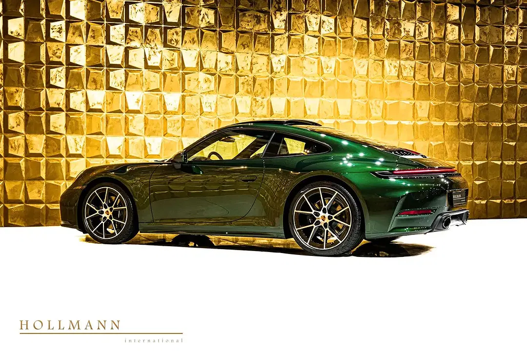 Porsche 992 - Thumbnail 5