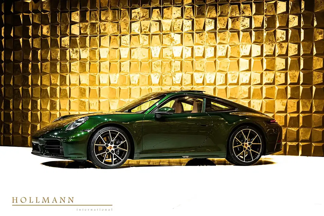 Porsche 992 - Thumbnail 6