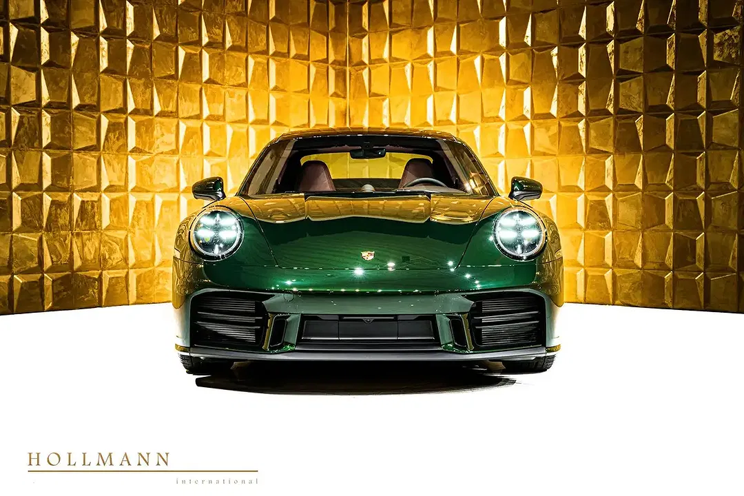 Porsche 992 - Thumbnail 7