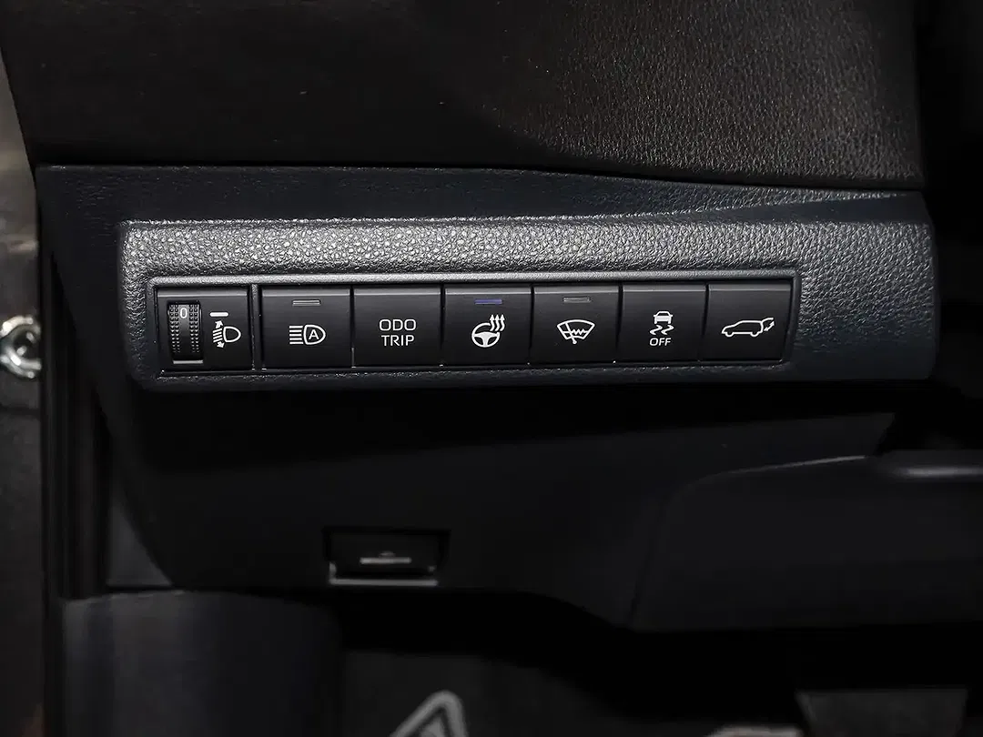 Toyota Corolla - Thumbnail 12