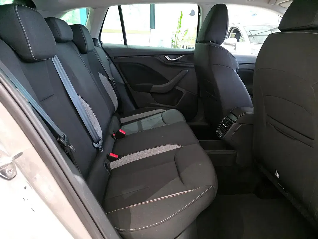 Skoda Scala - Thumbnail 13