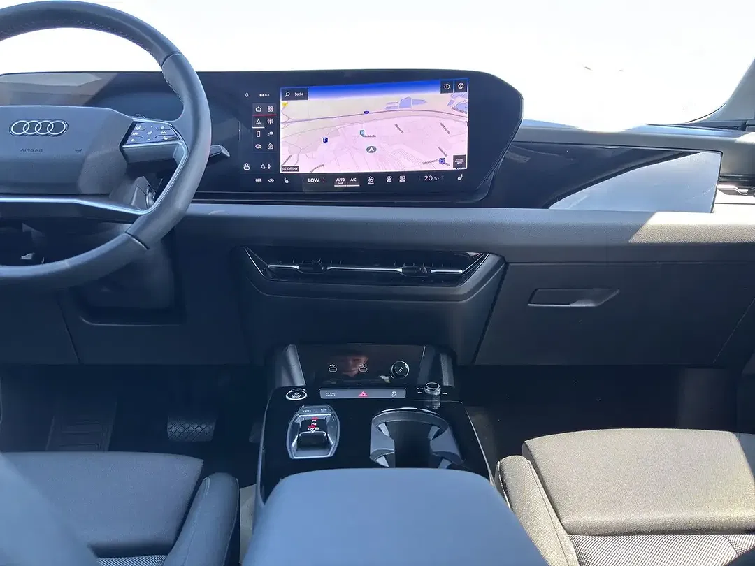 Audi Q6 e-tron - Thumbnail 6