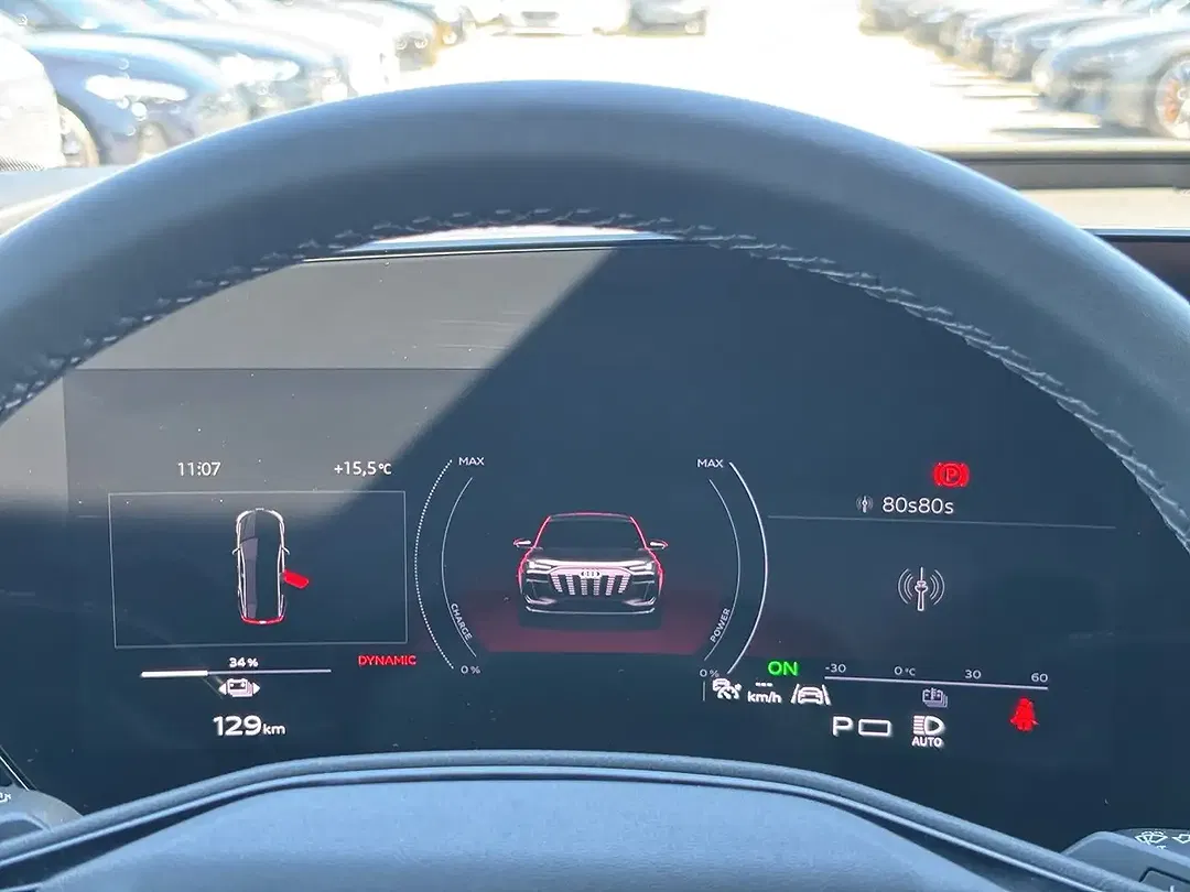 Audi Q6 e-tron - Thumbnail 8