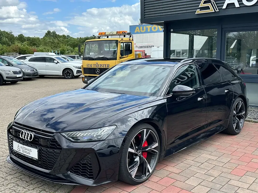 Audi RS6 - Thumbnail 3