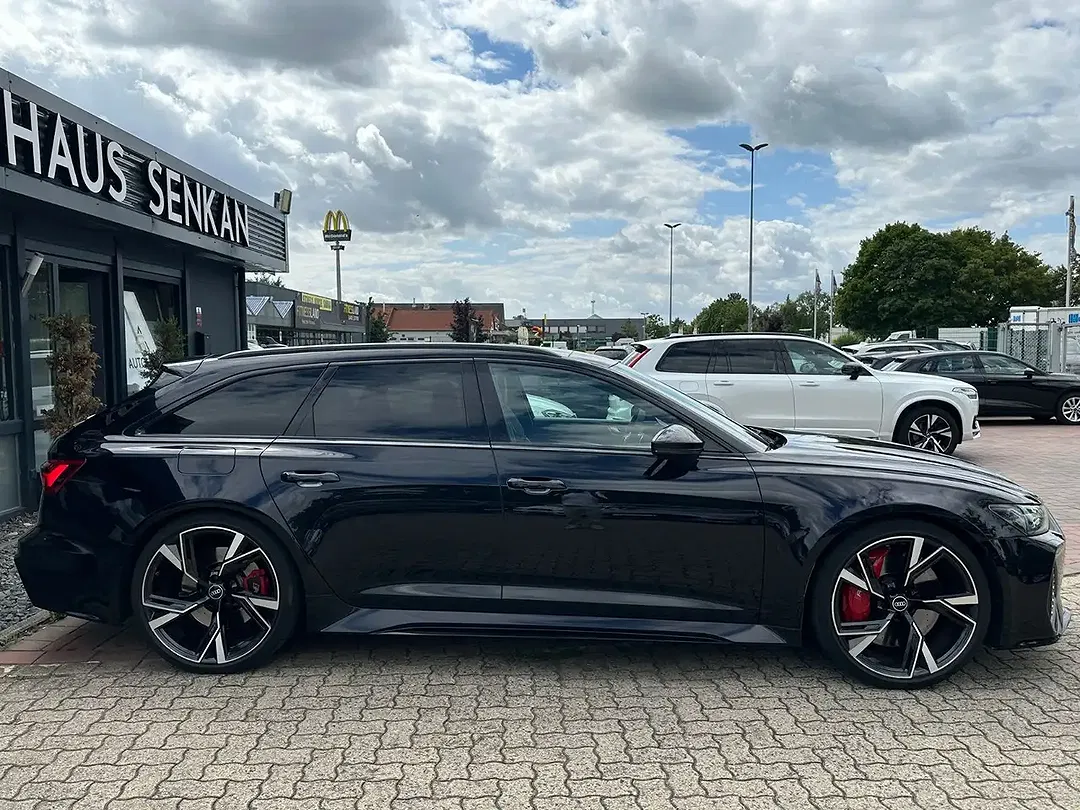 Audi RS6 - Thumbnail 7