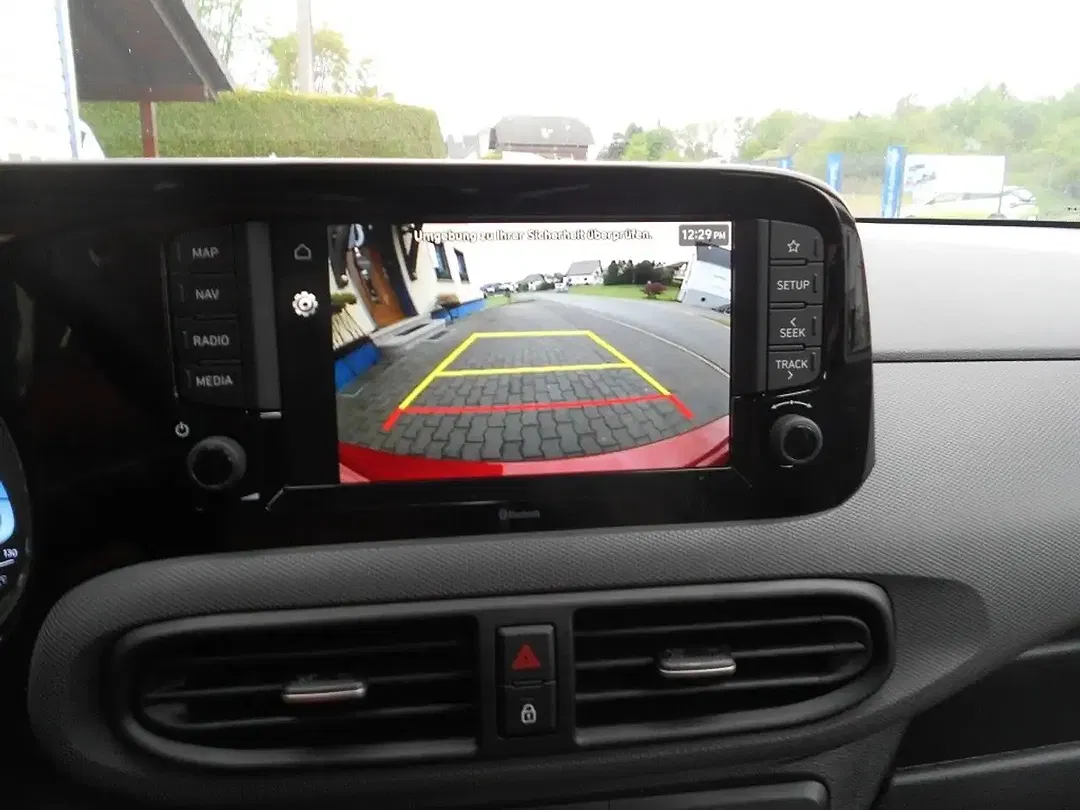 Hyundai i10 - Thumbnail 9